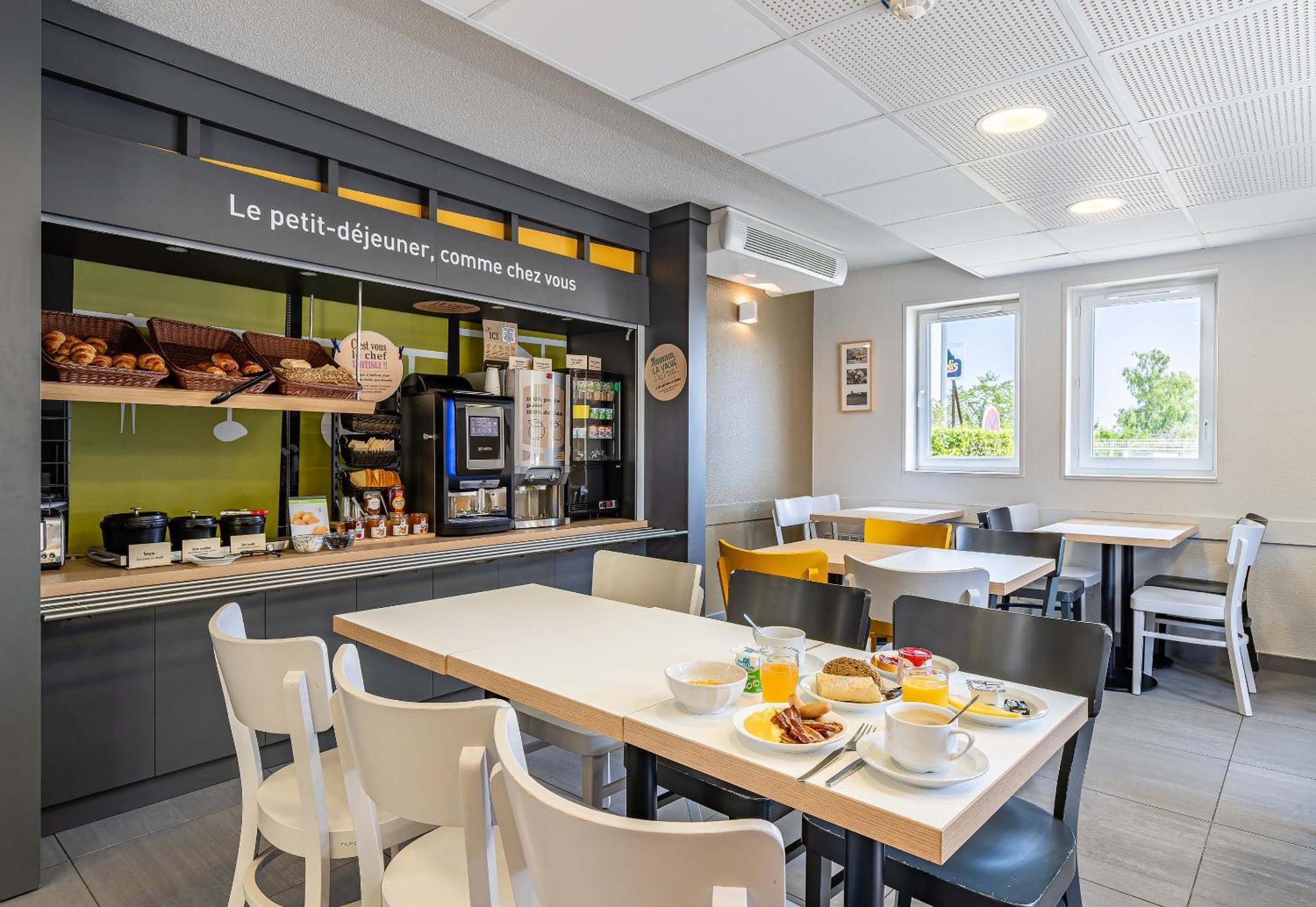 B&B Hotel Poitiers 1 Futuroscope ชาสเซเนย-ดู-ปัวตู ภายนอก รูปภาพ