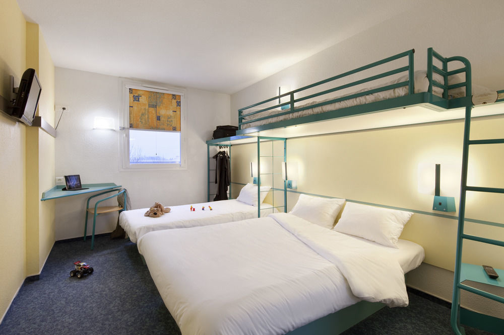B&B Hotel Poitiers 1 Futuroscope ชาสเซเนย-ดู-ปัวตู ภายนอก รูปภาพ