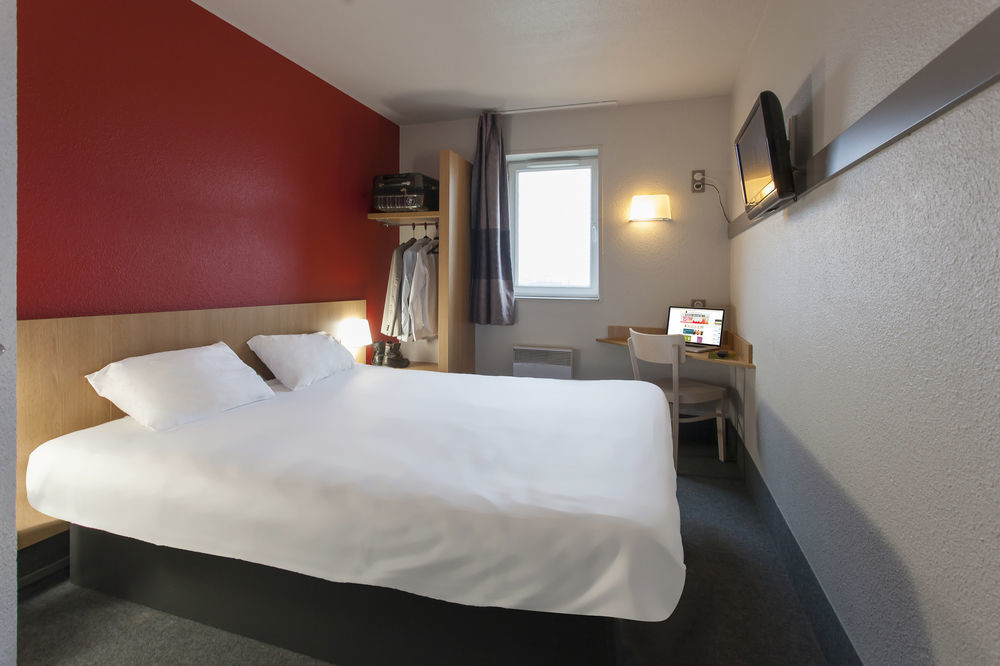 B&B Hotel Poitiers 1 Futuroscope ชาสเซเนย-ดู-ปัวตู ภายนอก รูปภาพ